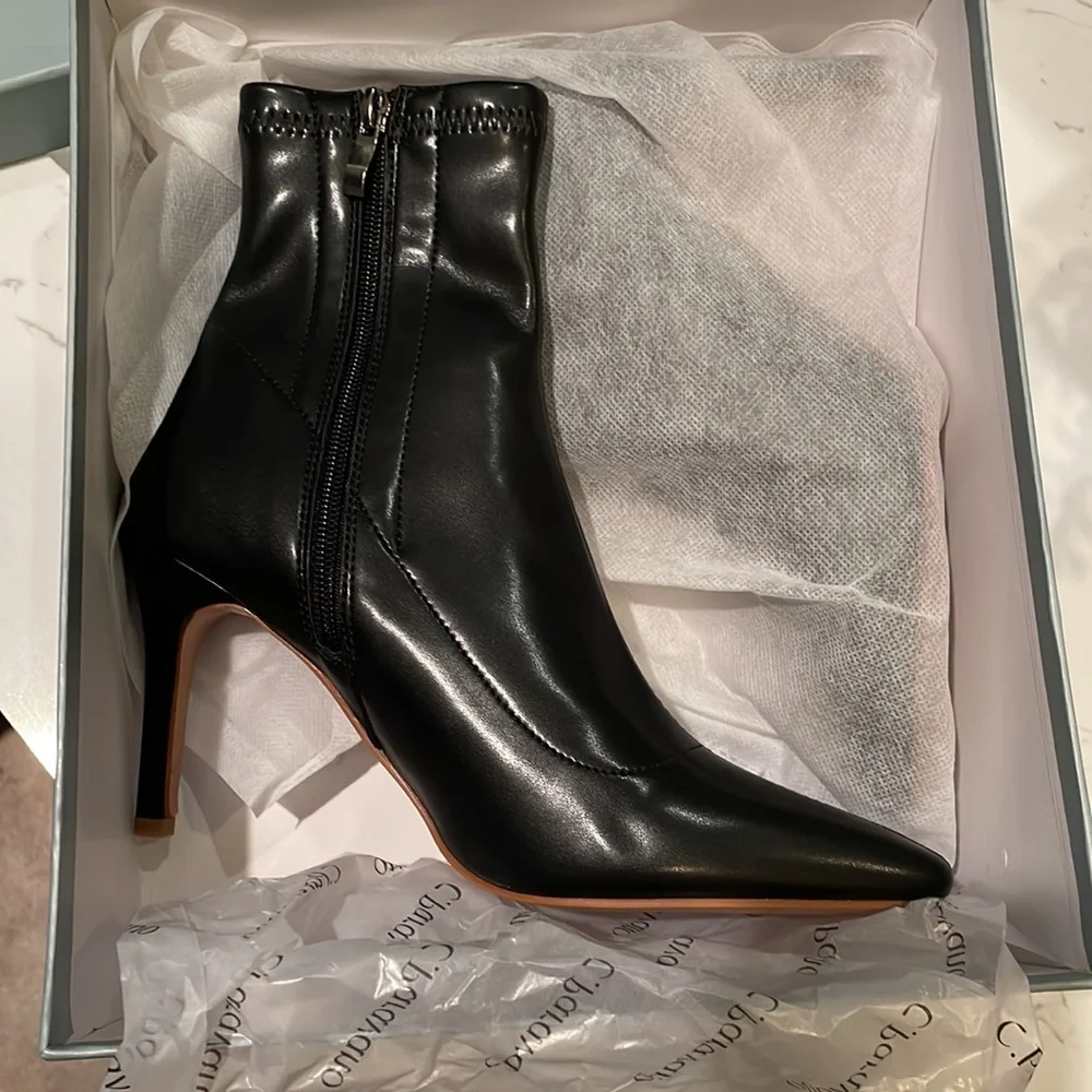 Black Leather Pointed-Toe Ankle Booties - Women's Fashion Booties - Picture 9 of 9